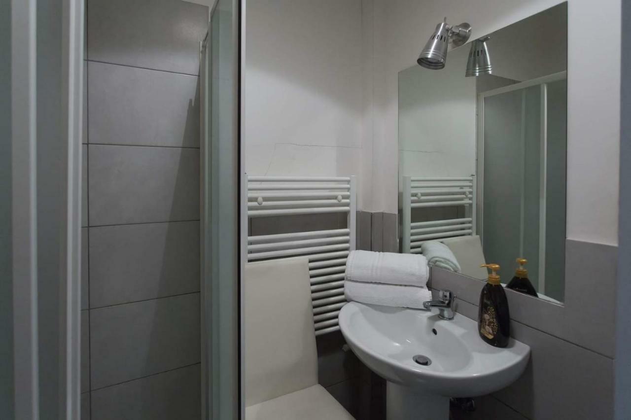 Centro Citta Teatro Hotell Trieste Eksteriør bilde